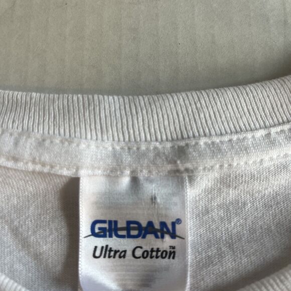 R.LUM.R Friends & Family Graphic Tee Adult M White Forest Green Kanji Streetwear - Picture 3 of 9